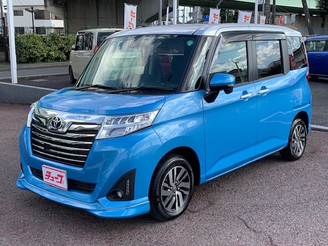 TOYOTA ROOMY 2017