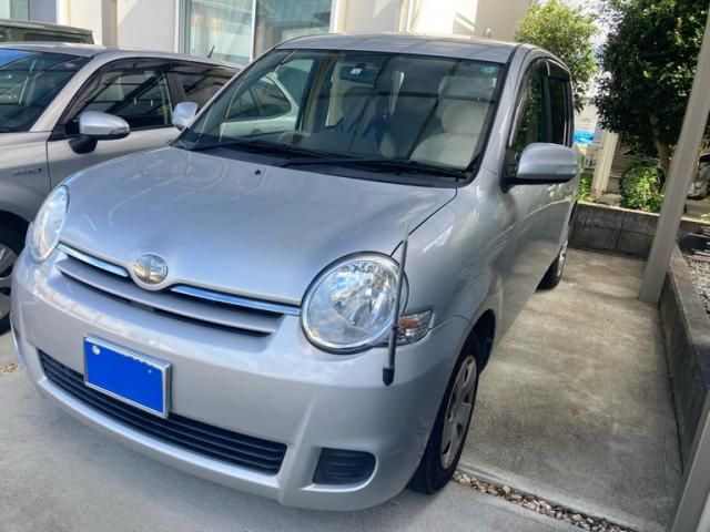 TOYOTA SIENTA 2008