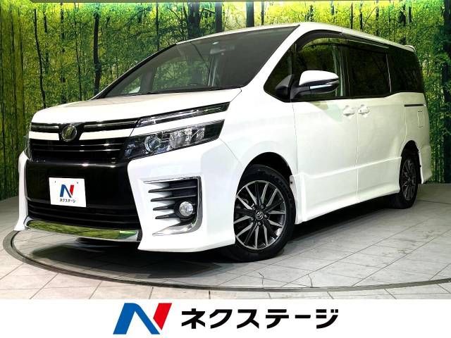 TOYOTA VOXY 2014