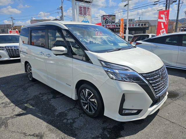 NISSAN SERENA  S-HYBRID 2019