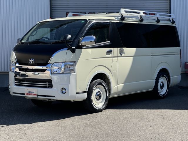 TOYOTA HIACE van 4WD 2023