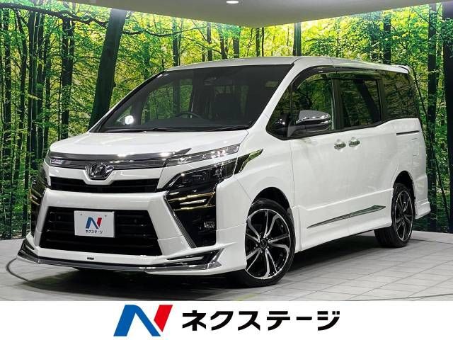 TOYOTA VOXY 4WD 2019