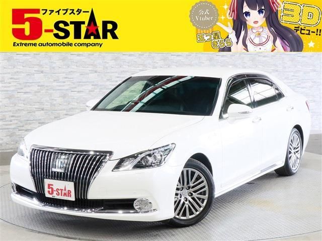 TOYOTA CROWN MAJESTA HYBRID 2015