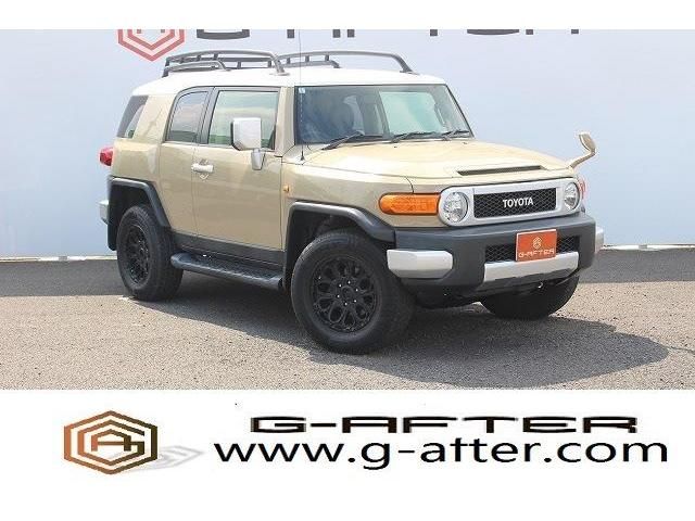 TOYOTA FJ CRUISER 4WD 2013