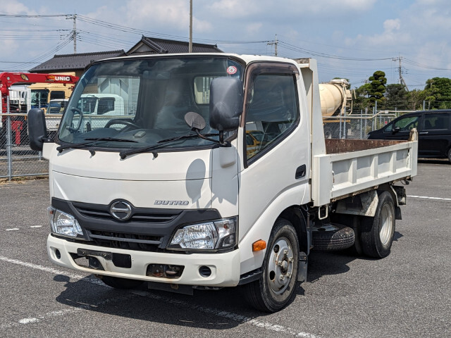 Hino DUTRO 2016