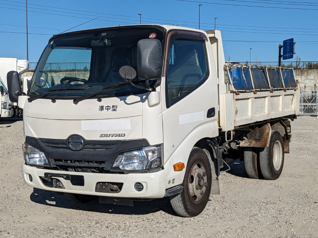 Hino DUTRO 2016