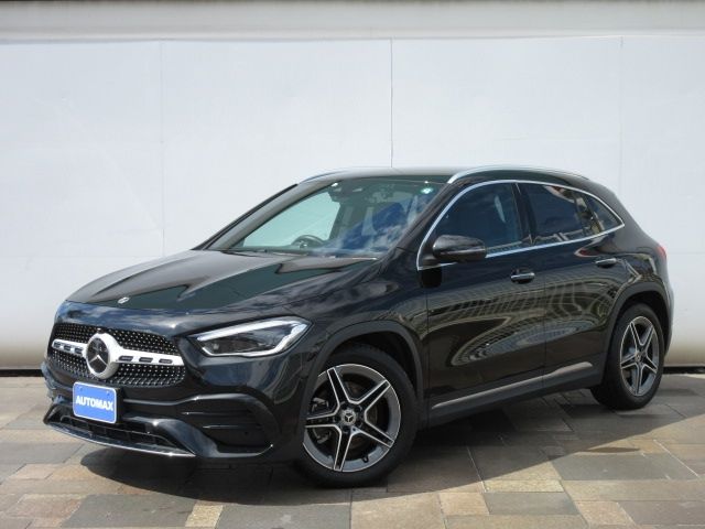 MERCEDES-BENZ GLA class 2023