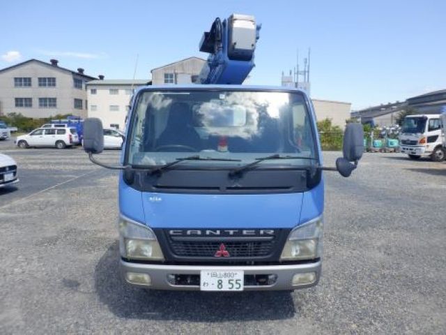 MITSUBISHI CANTER 2003