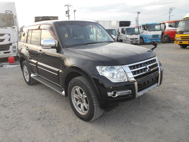 MITSUBISHI PAJERO wagon 2018