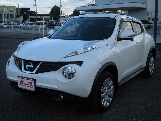 NISSAN JUKE 2012