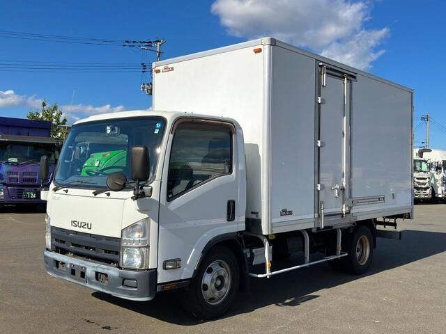 ISUZU ELF 2014