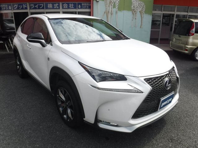 TOYOTA LEXUS NX300h AWD 2015