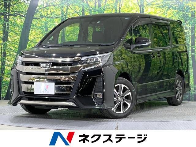 TOYOTA NOAH 2017