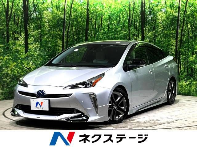 TOYOTA PRIUS 2021