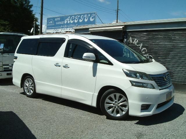 TOYOTA VELLFIRE 2008