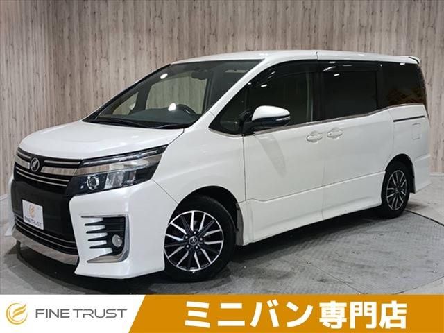 TOYOTA VOXY 2014