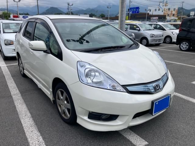 HONDA FIT SHUTTLE HYBRID 2011