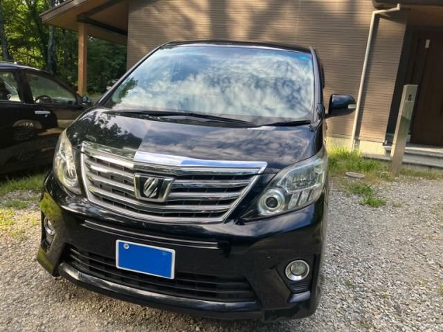 TOYOTA ALPHARD 2012