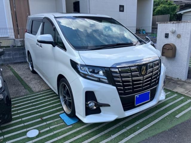 TOYOTA ALPHARD 2017