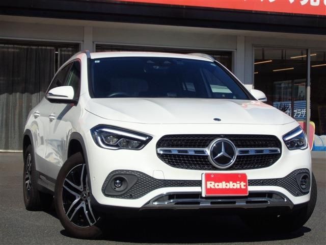 MERCEDES-BENZ GLA class 2021