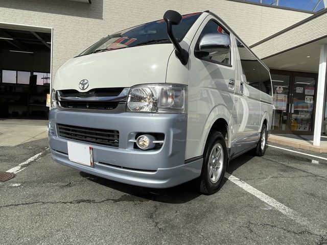 TOYOTA HIACE van 4WD 2009