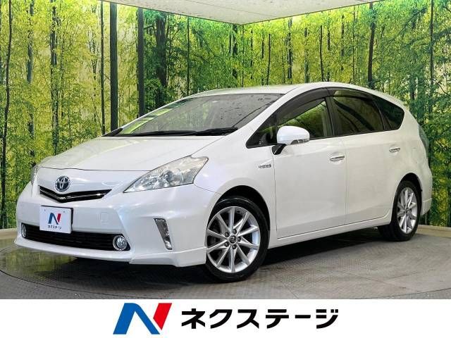 TOYOTA PRIUS ALPHA 2014