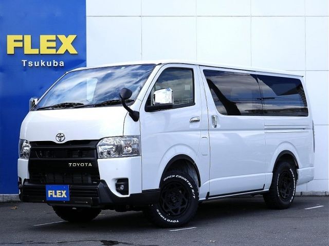 TOYOTA HIACE van 4WD 2023