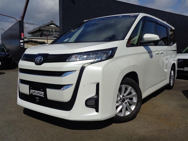 TOYOTA NOAH 2022