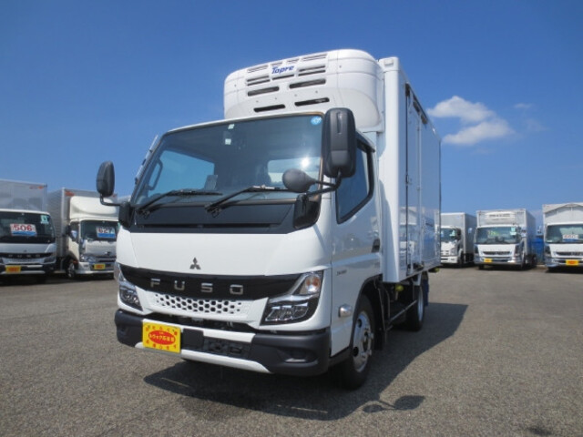 Mitsubishi CANTER 2022