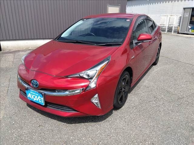 TOYOTA PRIUS 4WD 2016