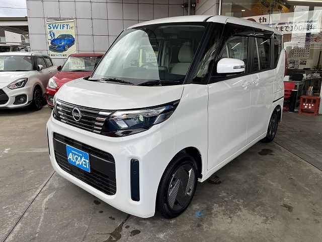 NISSAN ROOX 2024