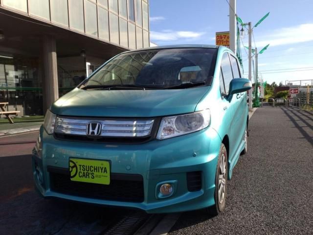 HONDA FREED Spike HYBRID 2012