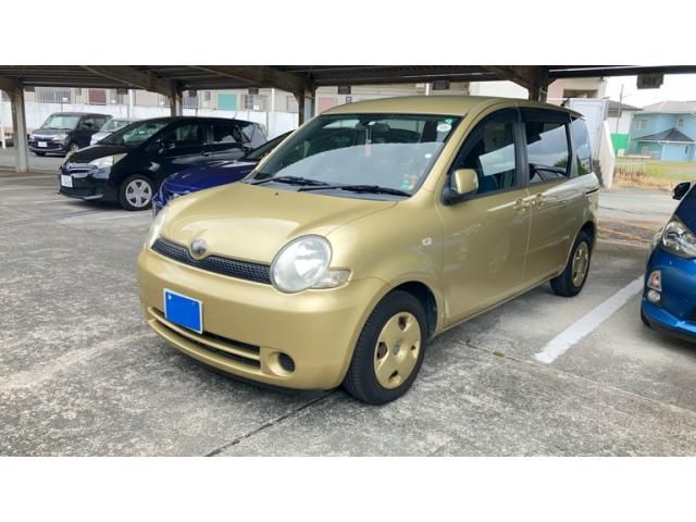 TOYOTA SIENTA 2004