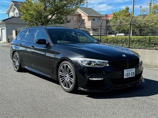 BMW 5series TOURING 2018