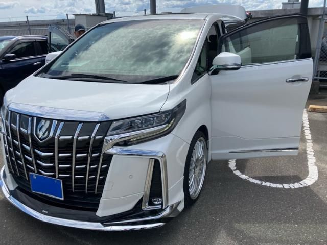 TOYOTA ALPHARD 2016