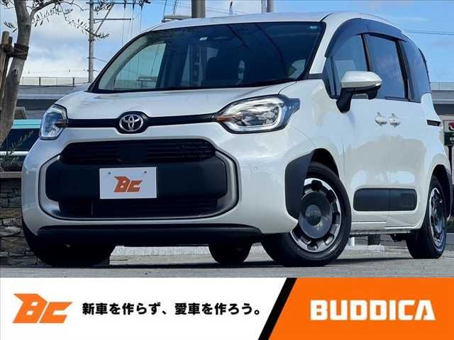 TOYOTA SIENTA HYBRID 2022