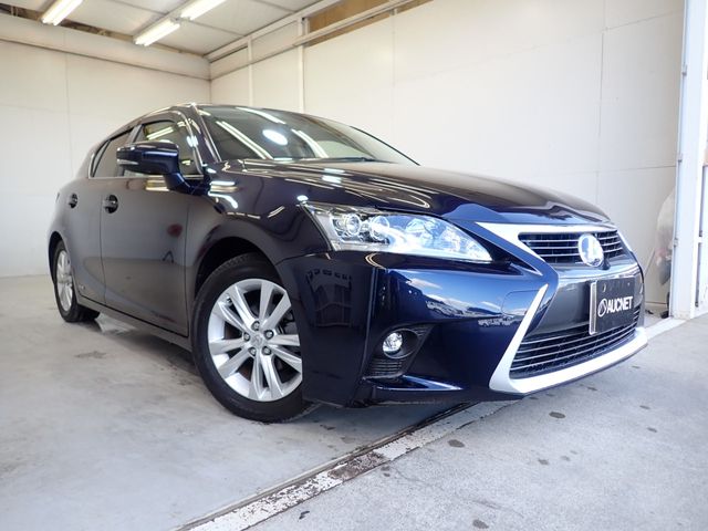 TOYOTA LEXUS CT200h 2016