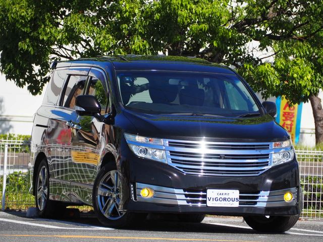 NISSAN ELGRAND 2010