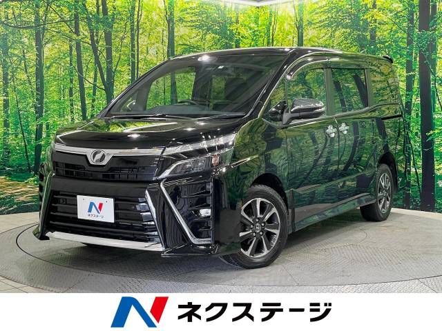 TOYOTA VOXY 4WD 2019