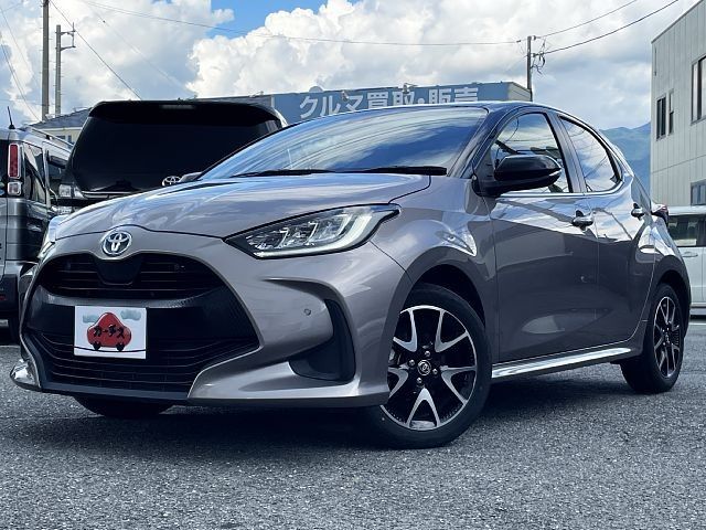 TOYOTA YARIS HYBRID 2020