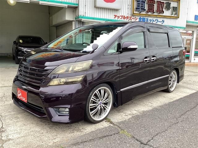 TOYOTA VELLFIRE 2010