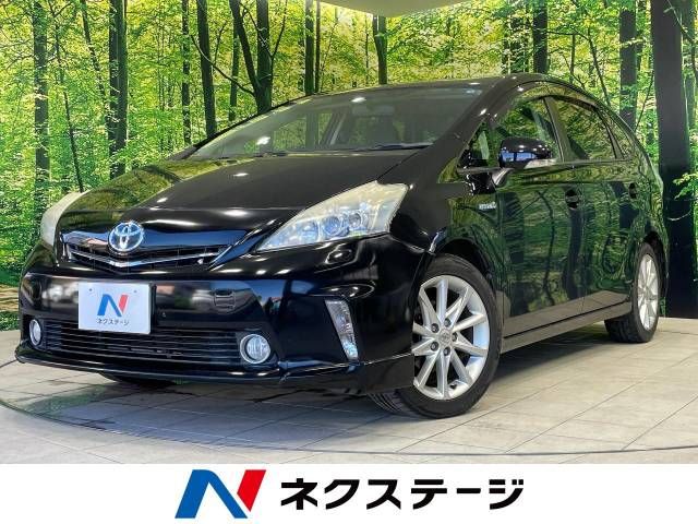 TOYOTA PRIUS ALPHA 2011