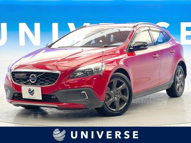 VOLVO V40 CROSS COUNTRY 2013