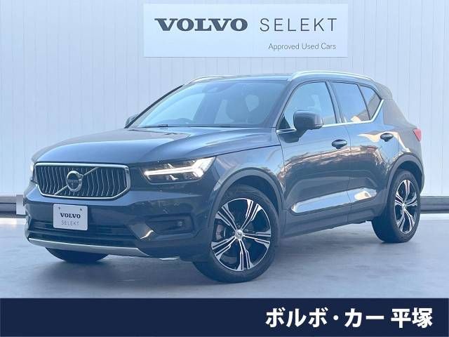 VOLVO XC40 2021