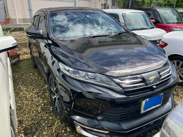 TOYOTA HARRIER 2WD 2019