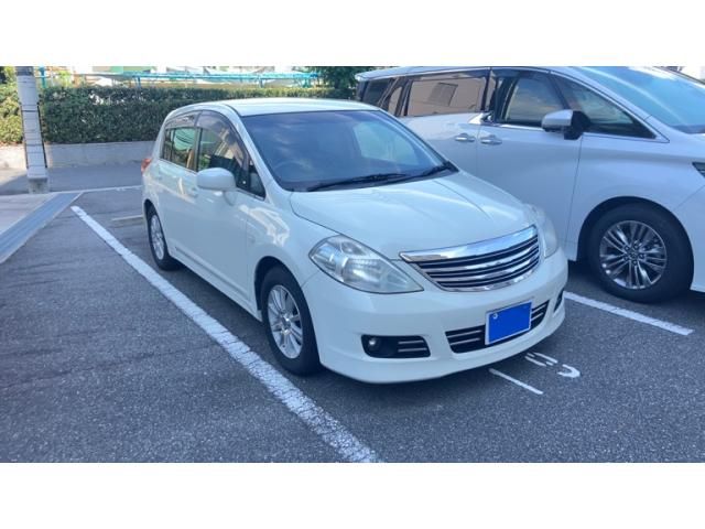 NISSAN TIIDA 2009