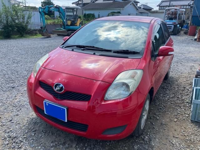 TOYOTA VITZ 2010