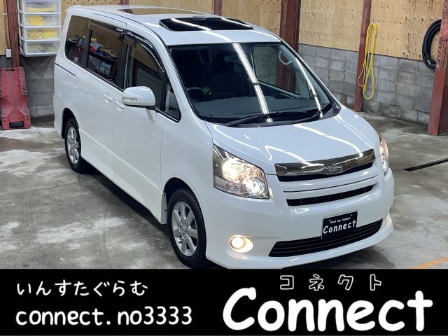 TOYOTA NOAH 4WD 2007