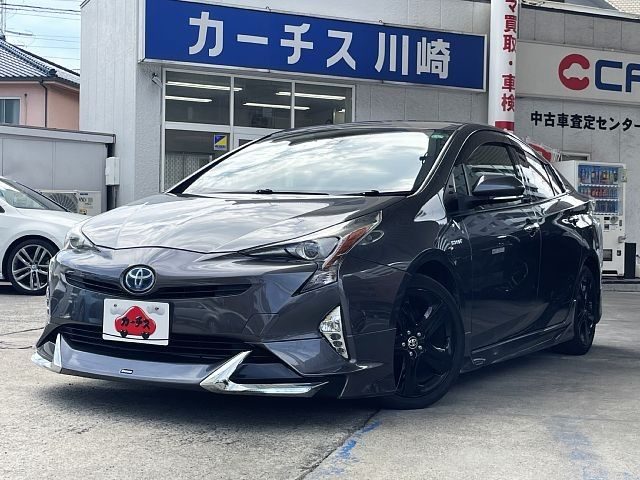 TOYOTA PRIUS 2016