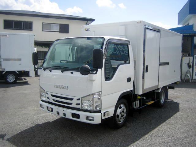 Isuzu ELF 2018